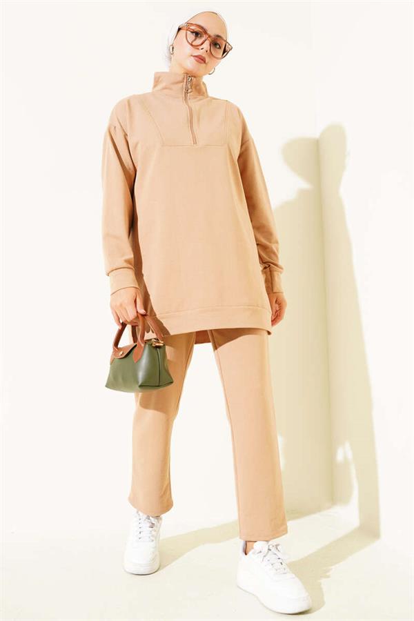 Half Zippered 2 Piece Set Camel