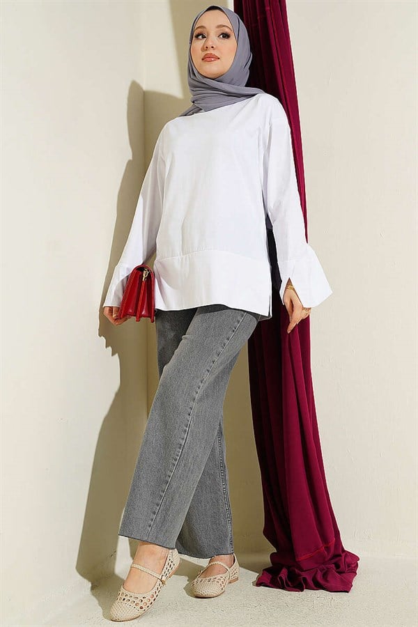White Tunic with Wide Sleeves and Slit Detail