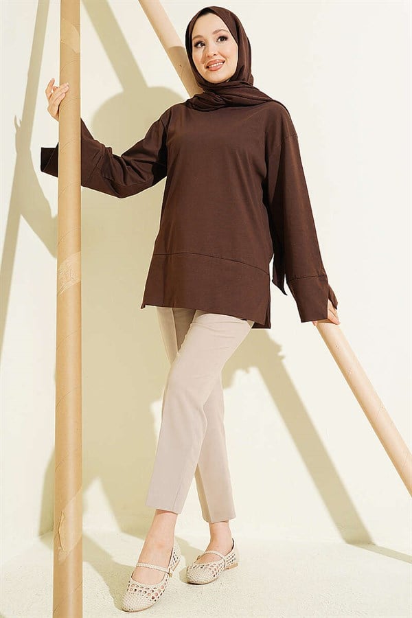 Brown Tunic with Slit Detail and Wide Sleeves