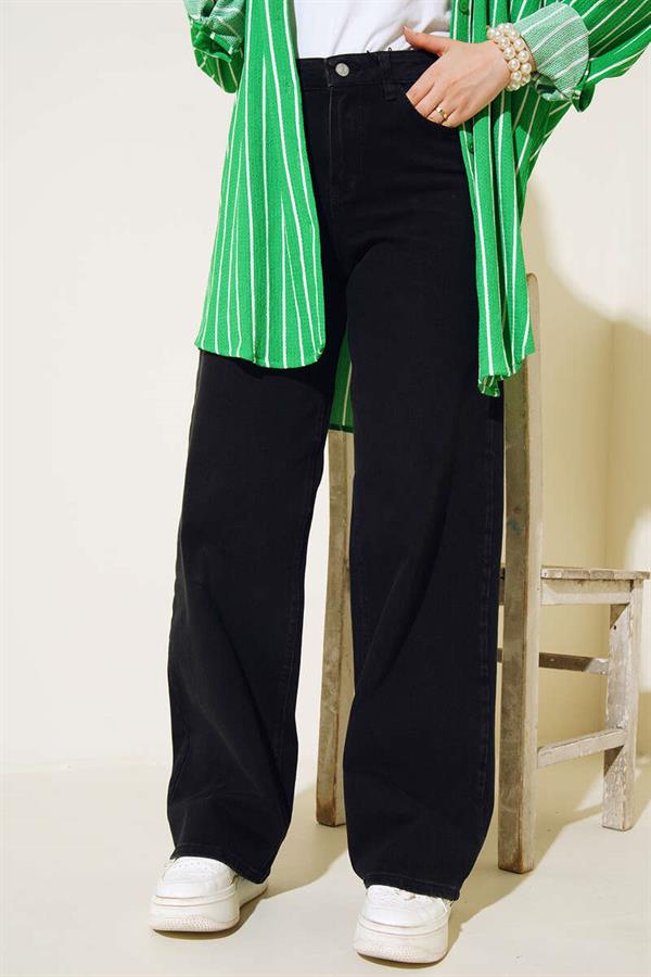 High-Waisted Palazzo Pants in Smoke Gray