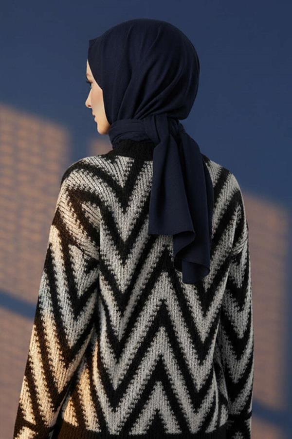 Zigzag Pattern Knitwear Sweater Navy Blue