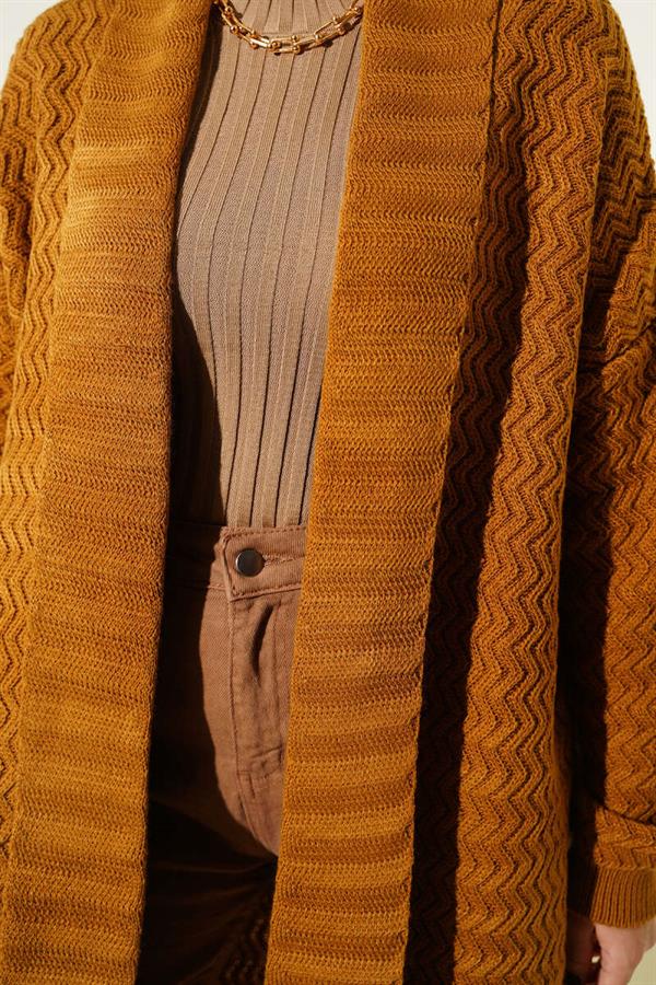 Zigzag Embossed Knitwear Long Cardigan Camel