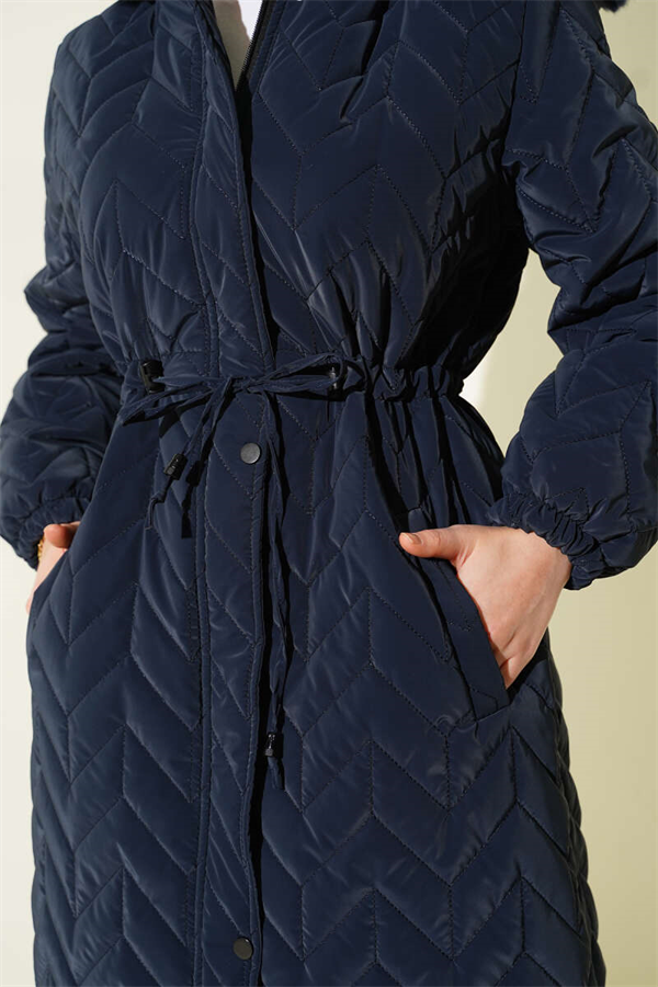 Zigzag Quilted Hooded Puffer Jacket Navy Blue