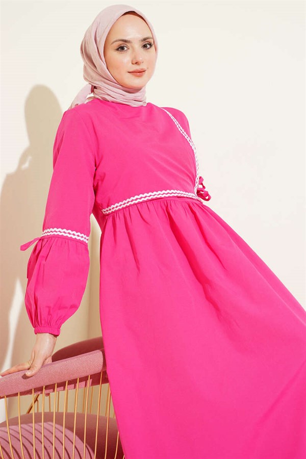 Zigzag Embroidered Side-Tie Poplin Dress, Fuchsia