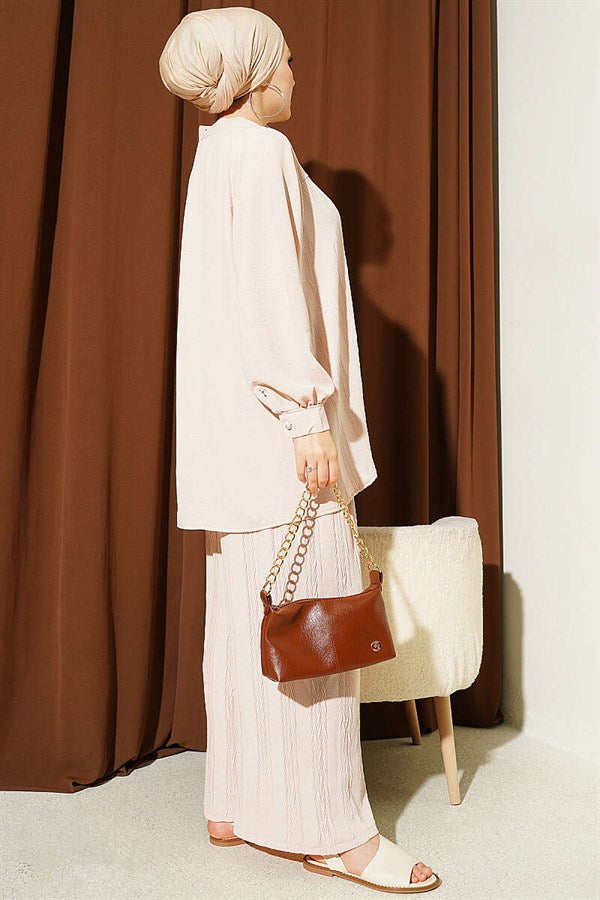 Beige 2 Piece Set with Zigzag Pattern