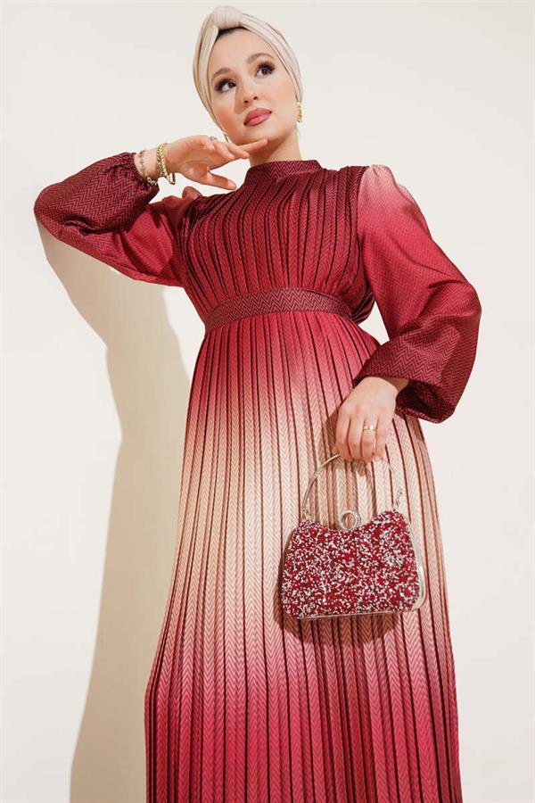 Zigzag Patterned Pleated Dress Tile