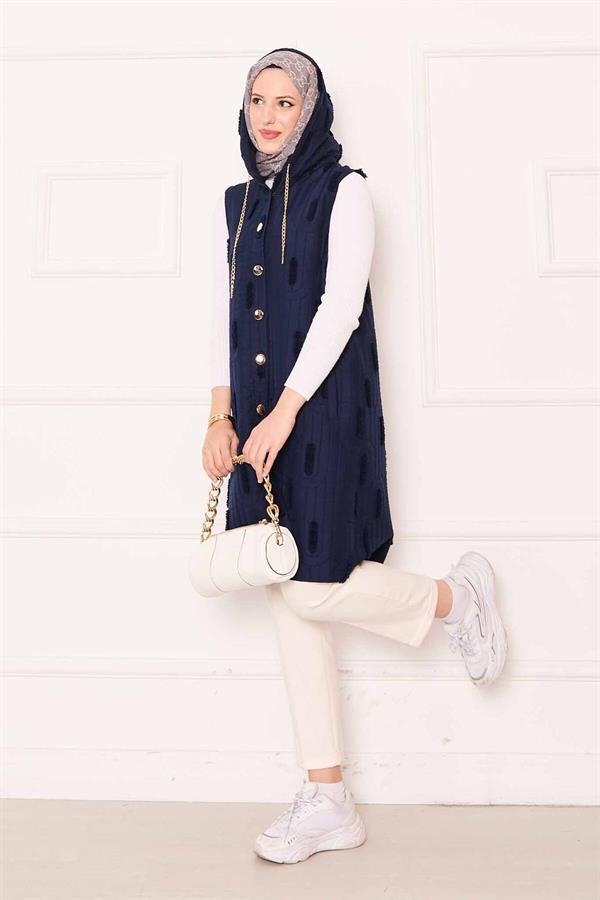 Chain Detailed Buttoned Quilted Vest Navy Blue