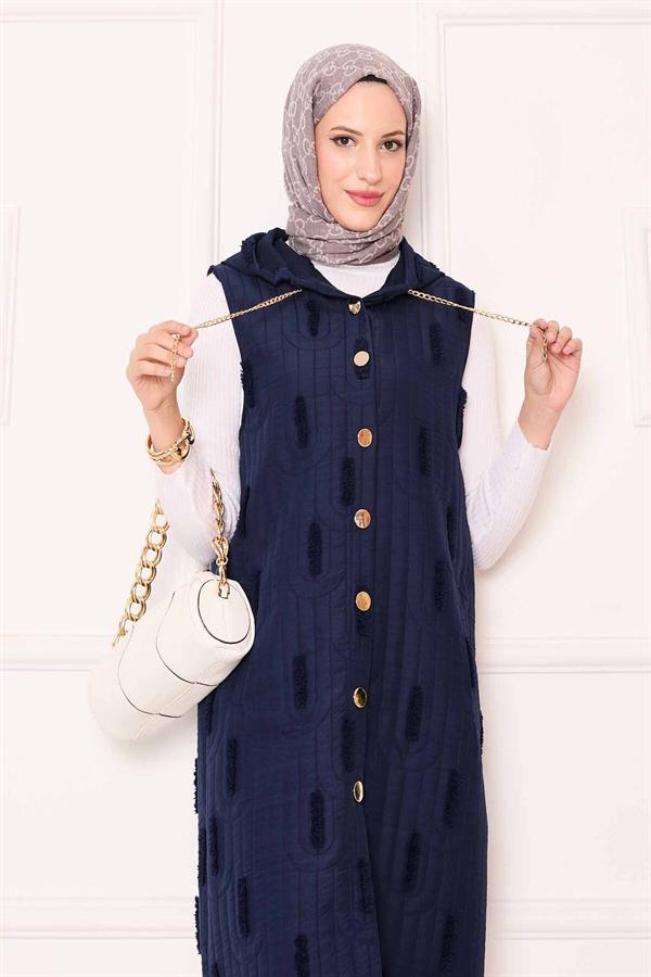 Chain Detailed Buttoned Quilted Vest Navy Blue