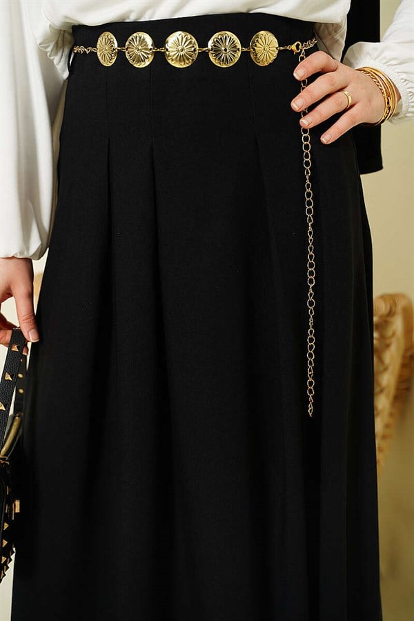 Chain Belt Pleated Skirt Black